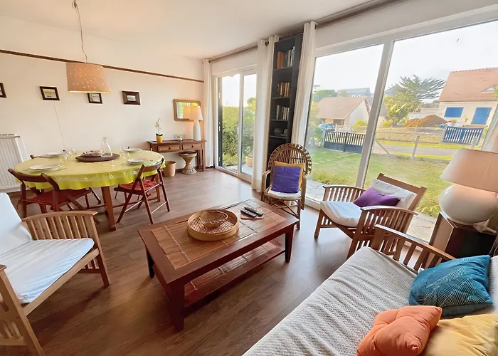 Casa vacanze Maison Atypique -jardin, Terrasse&cabane Perchée *