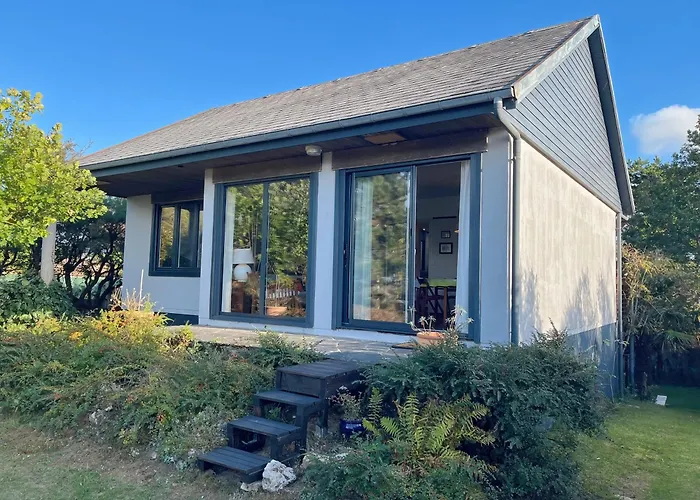 Casa vacanze Maison Atypique -jardin, Terrasse&cabane Perchée